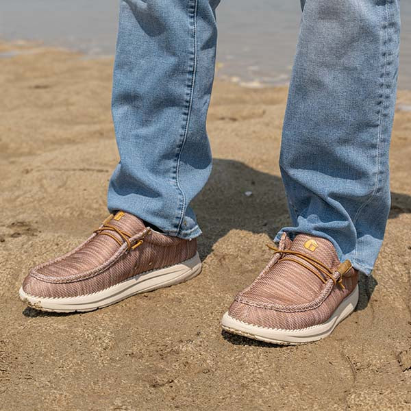 Load image into Gallery viewer, Gator Waders Mens Sand Camp Shoes

