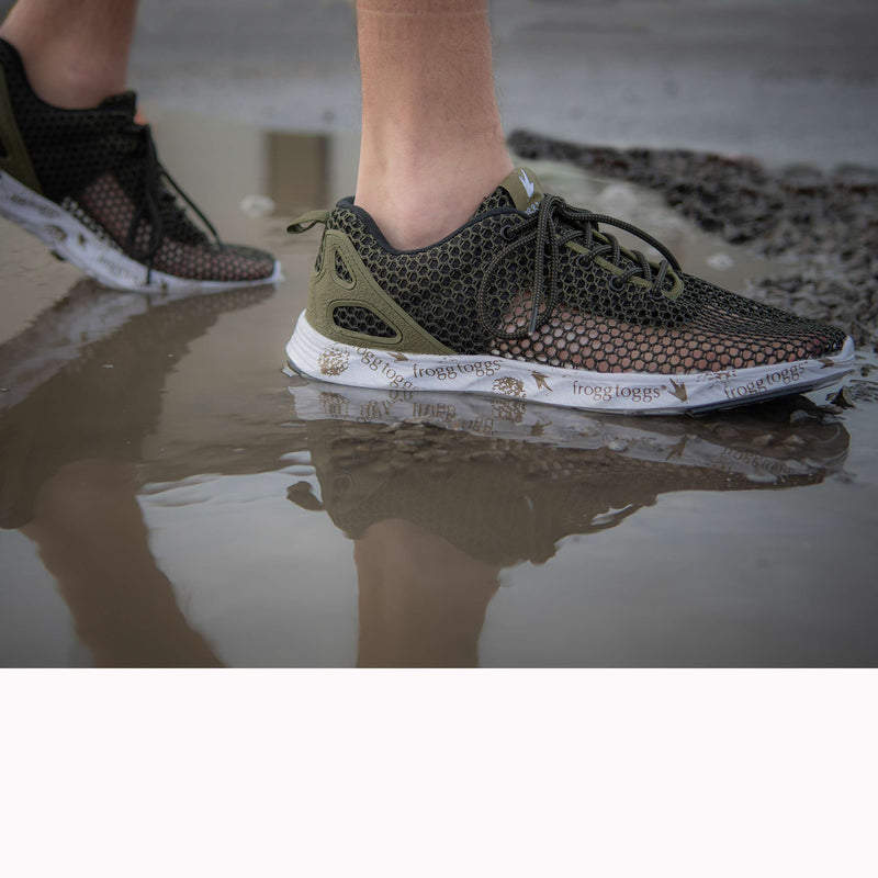 Load image into Gallery viewer, Frogg Toggs Mens Gray Skipper Shoe
