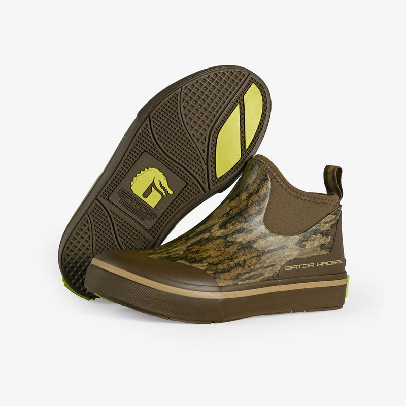 Load image into Gallery viewer, Gator Waders Womens Mossy Oak Bottomland Camp Boots
