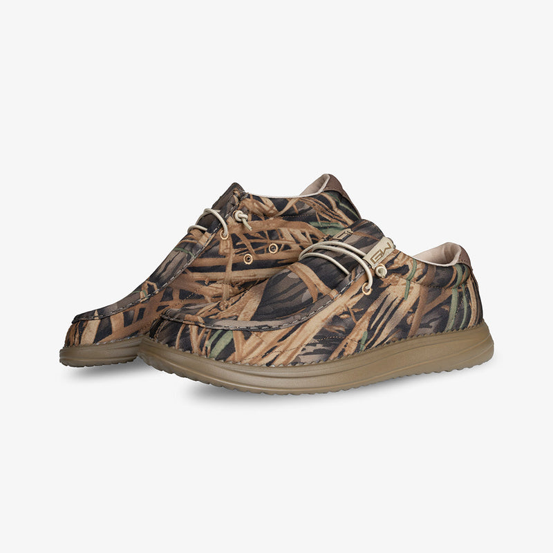 Load image into Gallery viewer, Gator Waders Mens Mossy Oak Original Shadow Grass Camp Shoes
