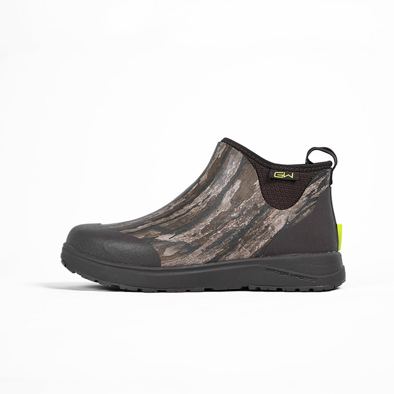 Load image into Gallery viewer, Gator Waders Mens Realtree Legacy Trek Boots
