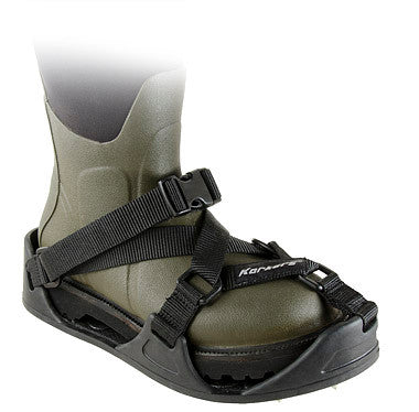 Load image into Gallery viewer, Korkers CastTrax Cleated Overshoe - Black
