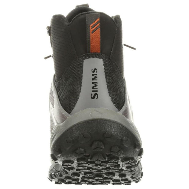 Load image into Gallery viewer, Simms Flyweight Vibram Sole Wading Boots - Steel Grey
